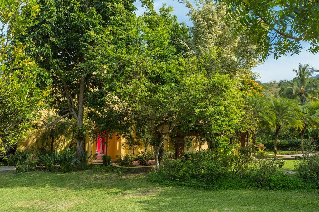 Villa Azalea Inn & Organic Farm JALISCO Екстериор снимка